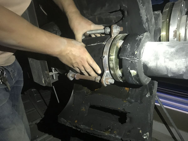 上海华山医院波纹补偿器腐蚀漏水问题解决 上海华山医院波纹补偿器腐蚀漏水问题解决