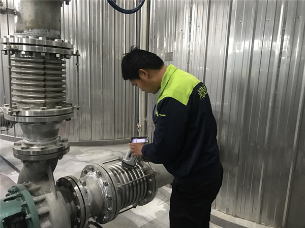 君临国际为波纹补偿器产品进行光谱仪检测 君临国际为波纹补偿器产品进行光谱仪检测